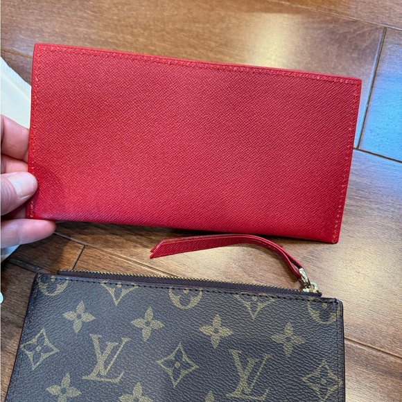 NIB Designer Inspired Classic Monogram Crossbody Bag - Picture 13 of 16